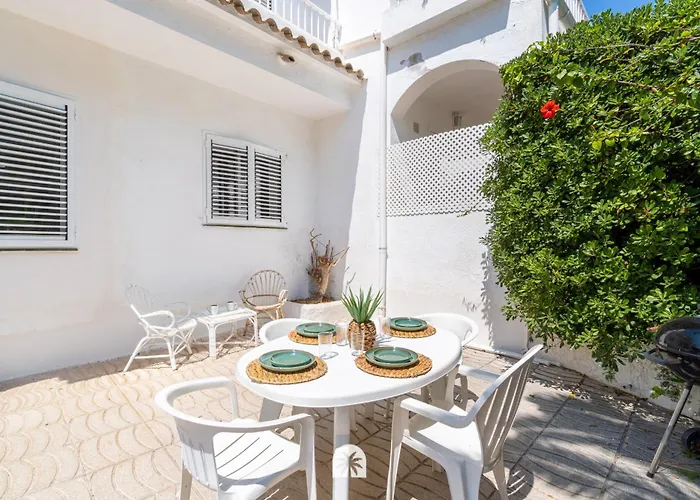 Mediterranean Way - Cases Blanques *